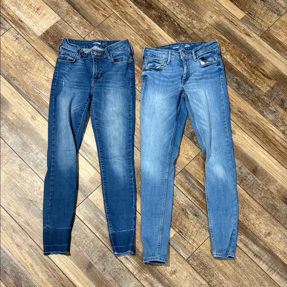Two pair, Old Navy Women's Skinny Jeans in Indigo and Light Blue